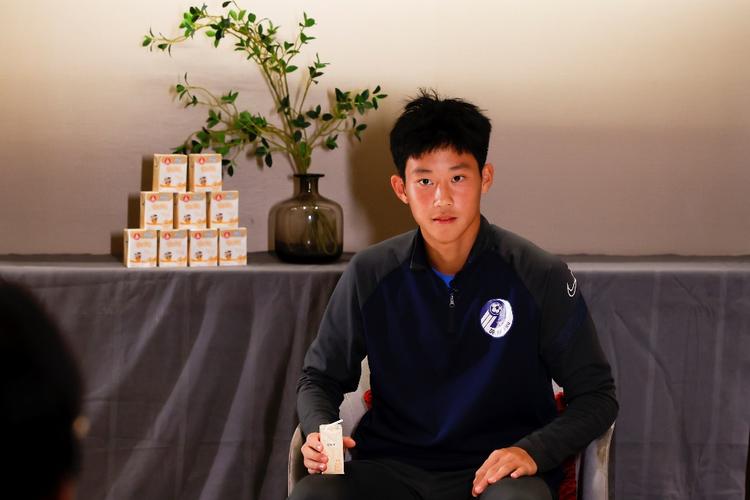 第一届中国青少年足球联赛总决赛江西于都揭幕 为中国青训加油,为足球长征鼓掌 第一届中国青少年足球联赛总决赛江西于都揭幕 为中国青训加油,为足球长征鼓掌